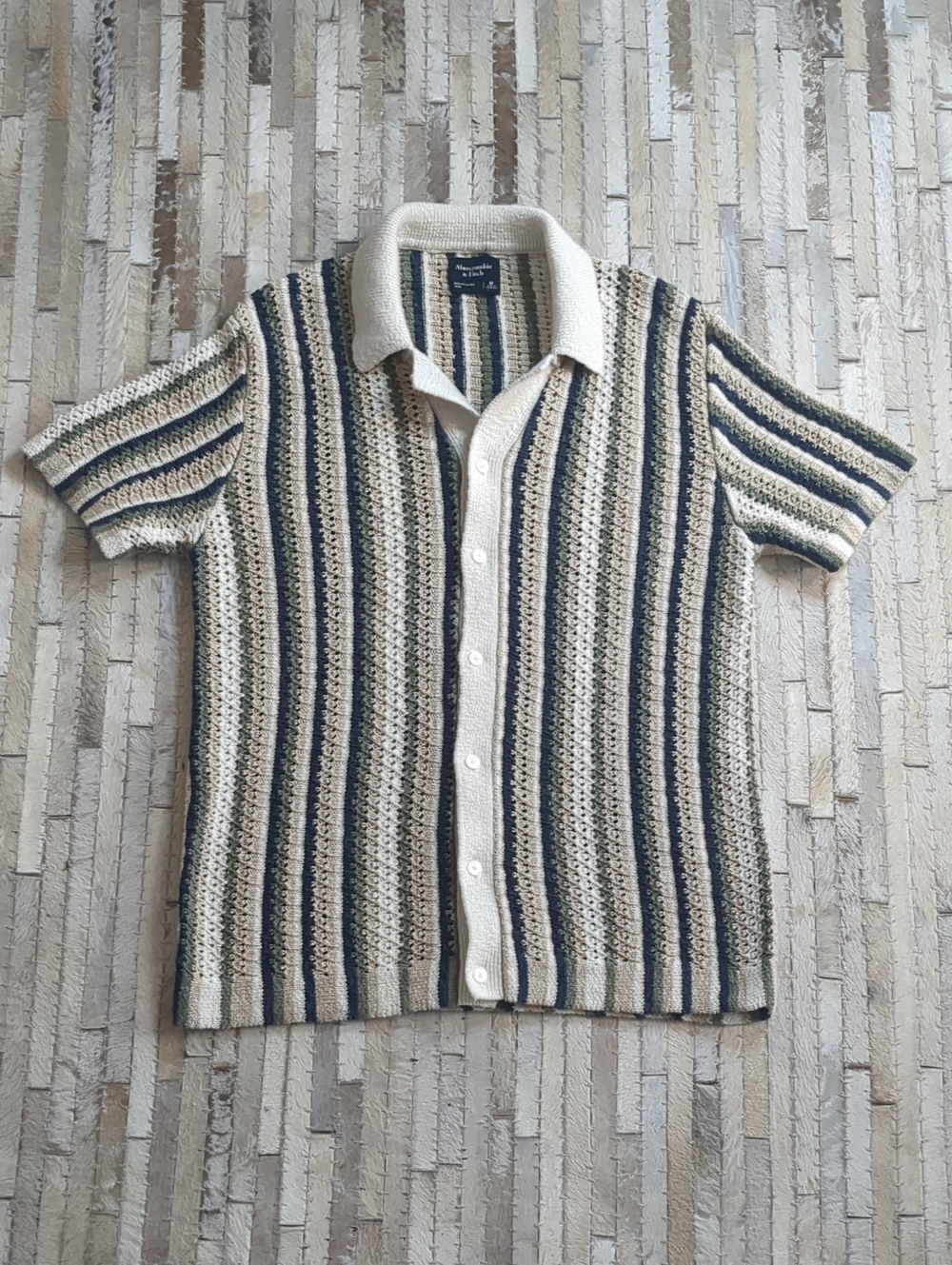 Abercrombie & Fitch Men's M Multi-Colored Crotchet Button Down Polo